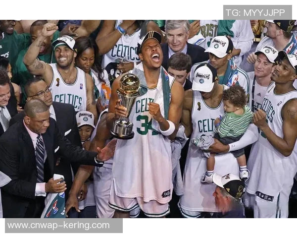 马刺与热火激战G5决胜局谁能在NBA总决赛中夺得冠军荣耀